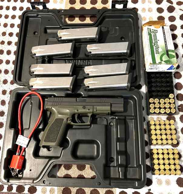 Springfield XD45LE Tactical .45 Glock auto pistol 