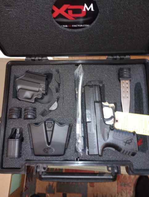 SPRINGFIELD XDM 45acp 2xMAGS W/EXTRAS &quot;NIB&quot;