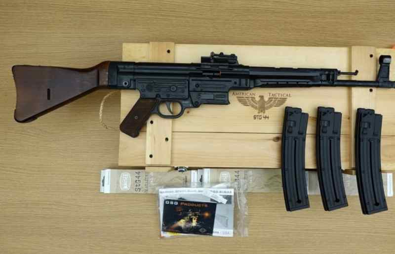 American Tactical GSG Schmeisser STG-44 22 LR 