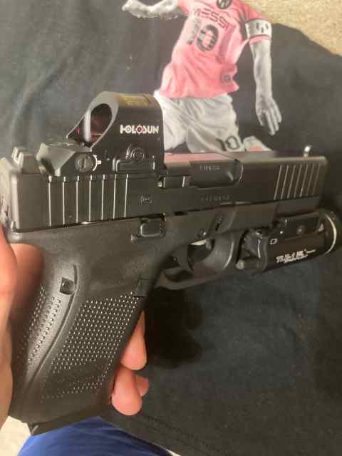 NEW GLOCK 19 GEN 5 MOS W rmr and TLR
