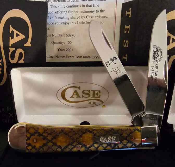 Case knives rattle snake trapper