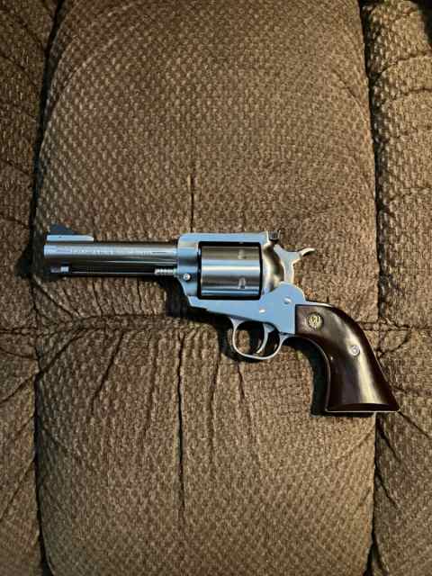 Ruger Blackhawk 44 mag in Stainless