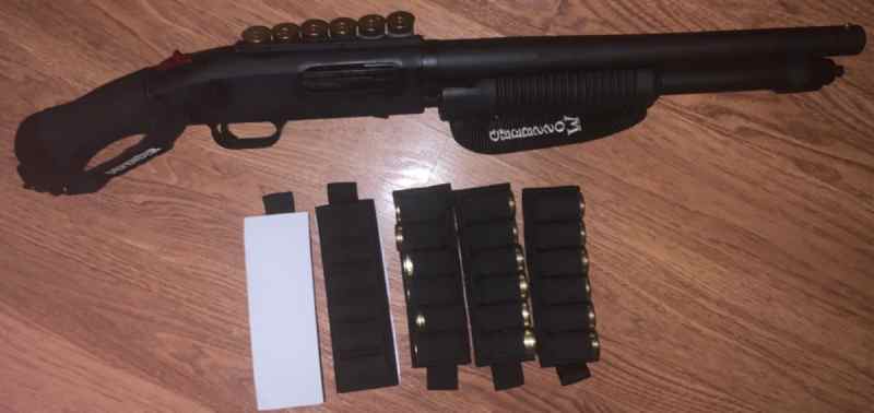 Mossberg Shockwave 590 with extras